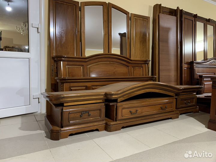 Румынская спальня Рафаэлло