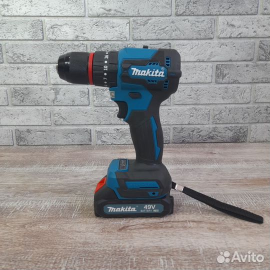 Бесщеточный шуруповерт makita