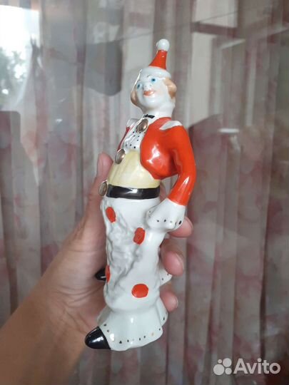 Статуэтка фарфоровая СССР коллекционная Клоун