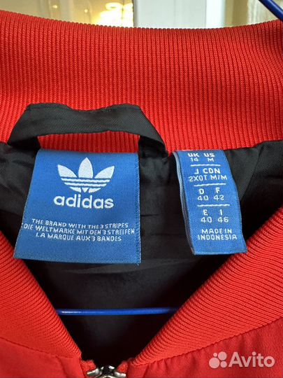 Ветровка женская adidas красная