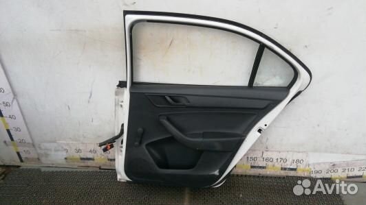 Дверь задняя правая skoda rapid (1SK23FT01)