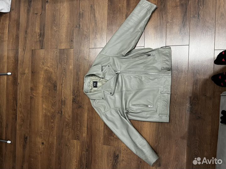 Куртка кожаная женская