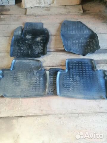 Автомобильные коврики резиновые