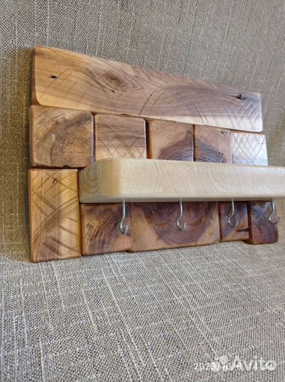 Ключница настенная из дерева