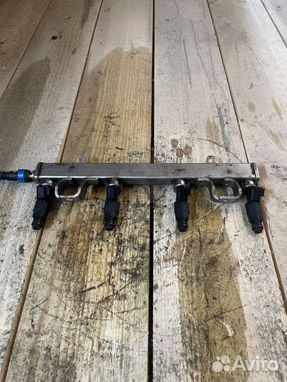 Топливная рампа с форсунками двс LF, (2.0) Mazda 3