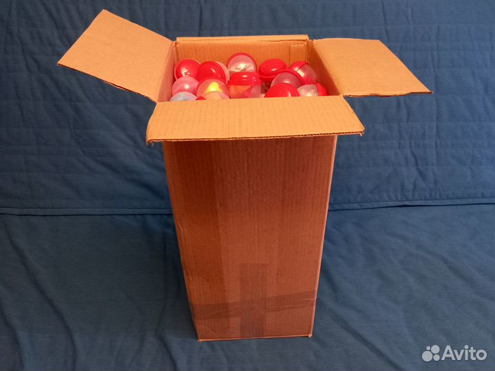 Игрушки детские в капсулах 51 мм (за 1 шт.)