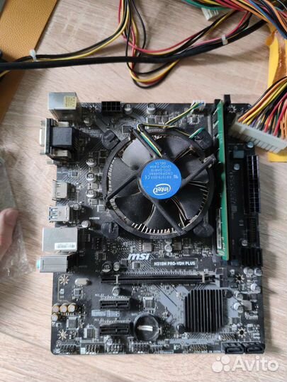 Комплект ryzen 5 2600 - 32 и intel