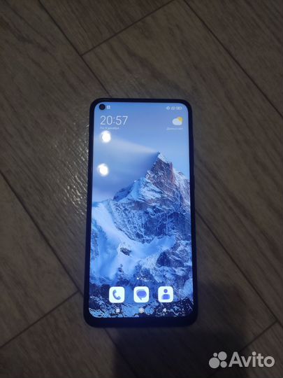 Xiaomi Mi 9, 4/64 ГБ