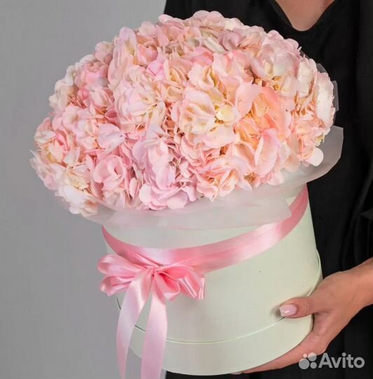 Гортензия в шляпной коробке, гортензия с доставкой