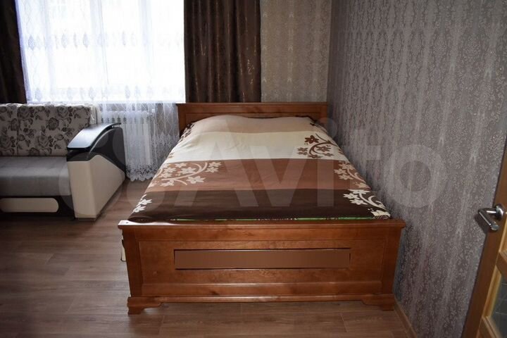 2-к. квартира, 60 м², 1/3 эт.