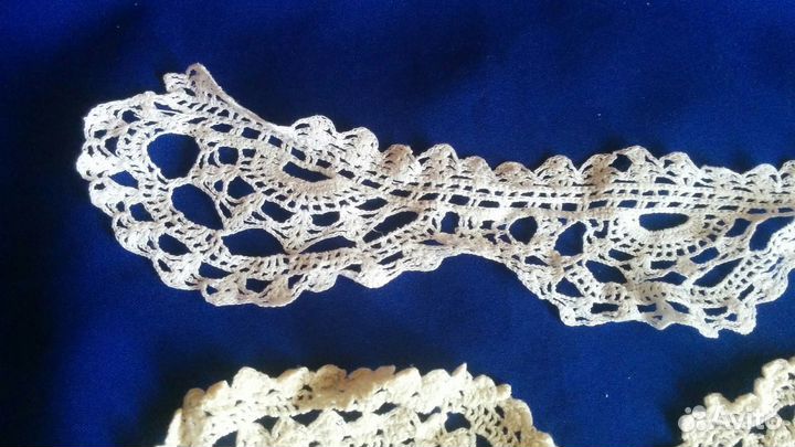 Симпатичные кружевные салфетки и воротничок