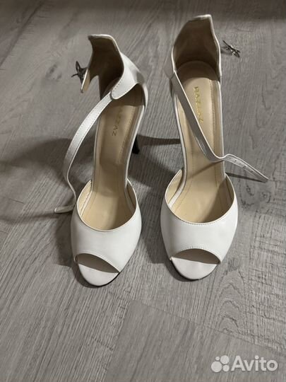 Туфли женские