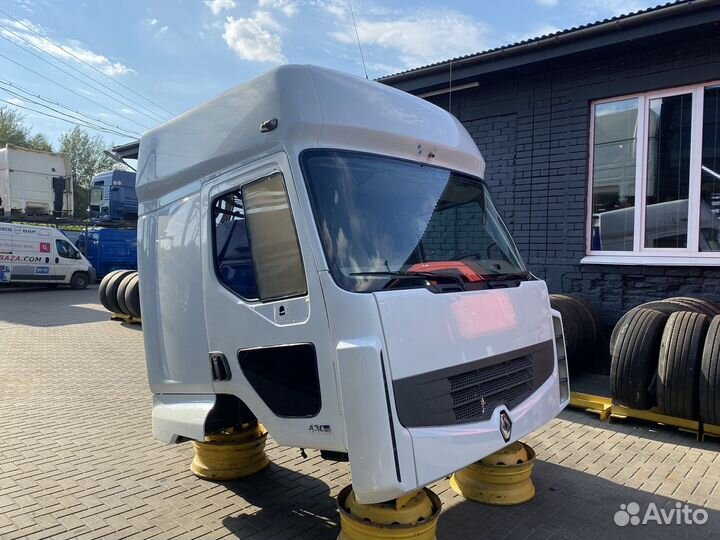 Кабина Renault Premium