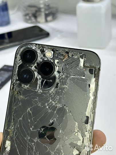 Переклейка стекла дисплея