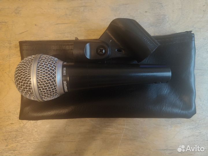 Микрофон Shure SM58
