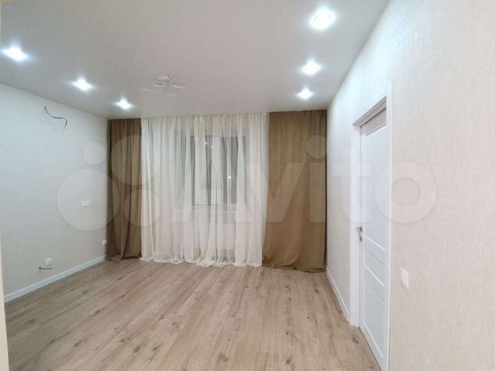 2-к. квартира, 62 м², 1/16 эт.