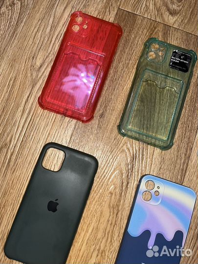 Чехлы на iPhone 11