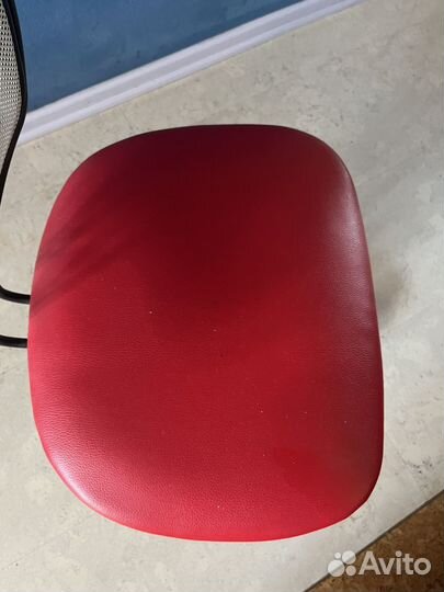 Компьютерное кресло