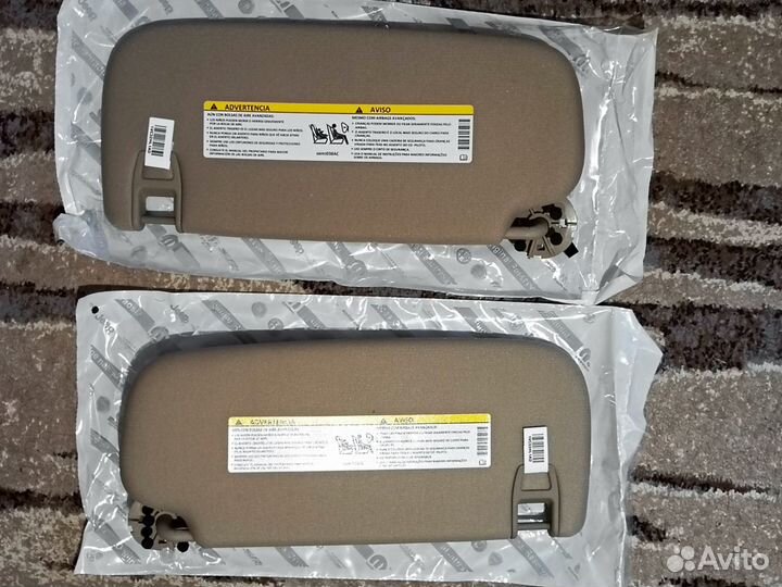 Новый комплект козырьков Jeep Grand Cherokee WK2