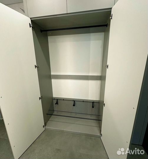 Распашной шкаф