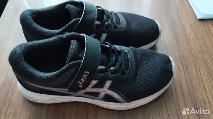 Кроссовки летние детские