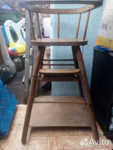 Детский стульчик для кормления