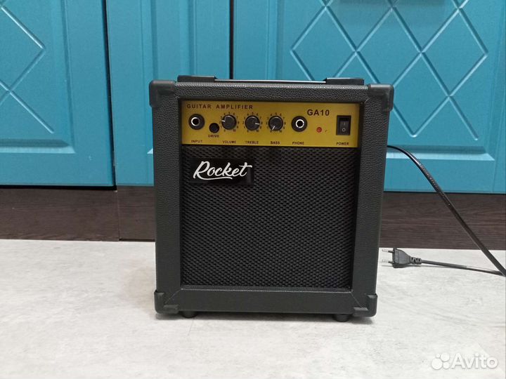 Комбоусилитель Rocket GA10