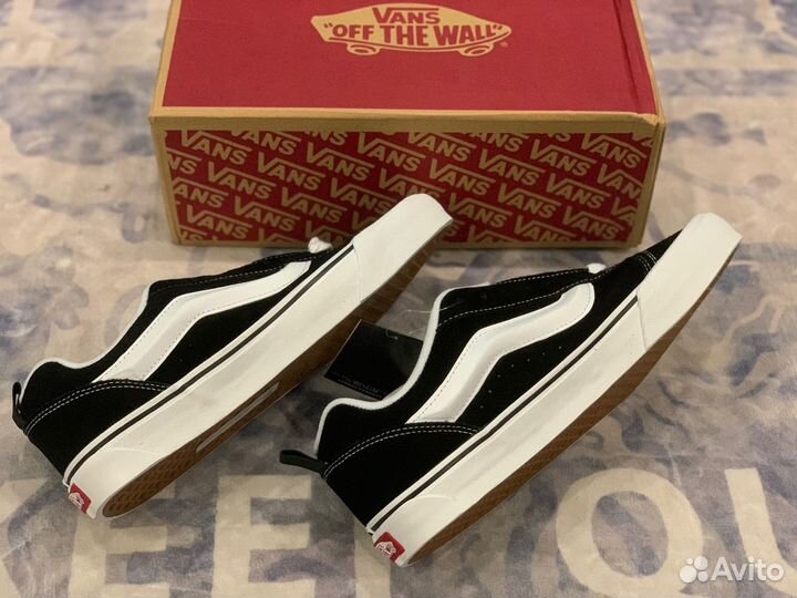 Vans Knu Skool 'Black White'