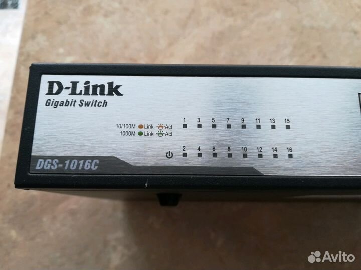 Коммутатор свитч Switch сетевой D-link DGS-1016C