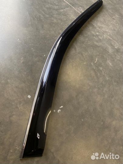 Ветровики Toyota Camry c 2011 г.в. с хромом