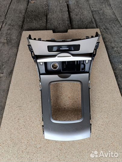 Продам консоль торпедо