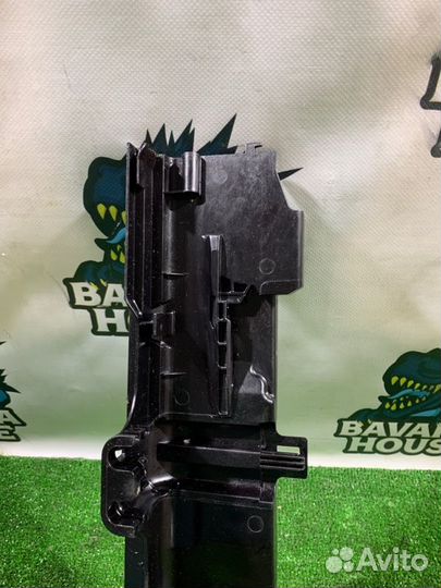 Кронштейн радиатора левый Bmw X1 E84 N20B20 2012