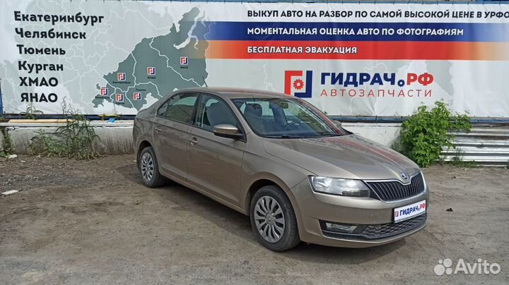 Фонарь задний (стоп сигнал) Skoda Rapid 5JH945097B