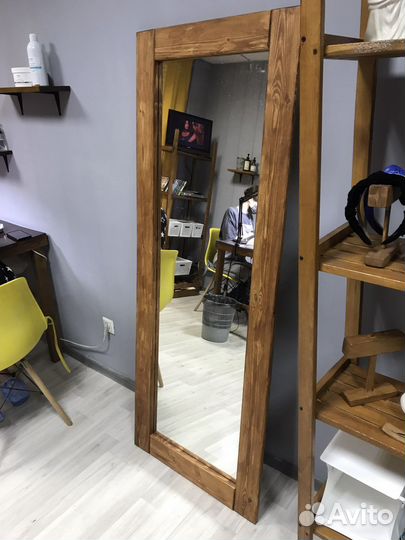 Зеркало напольное