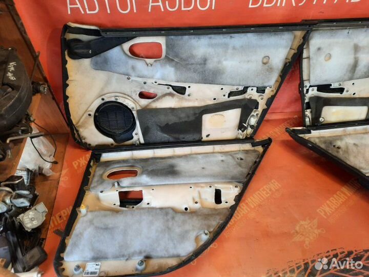 Дверная карта обшивка двери задняя Hyundai Sonata