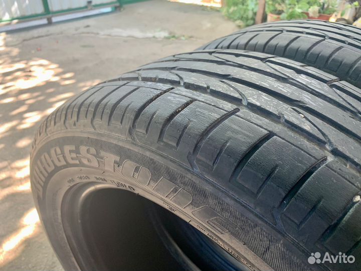 Bridgestone Dueler H/P Sport 235/55 R17