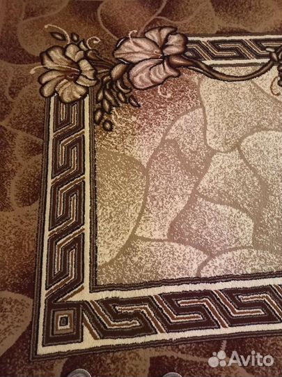 Ковер новый 1,8 на 4,6