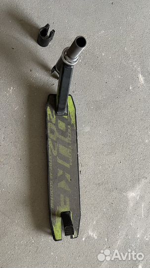 Дека на трюковой самокат