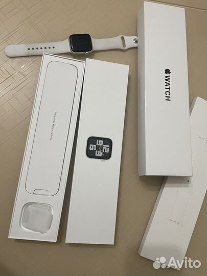 Часы apple watch se 40 mm