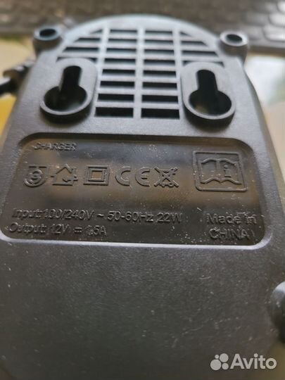 Зарядное для makita 12v