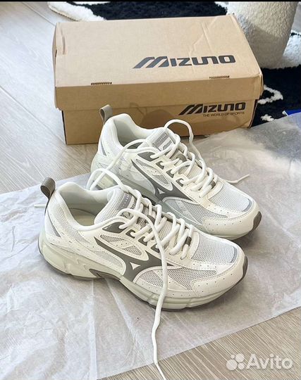 Кроссовки Mizuno speed оригинал