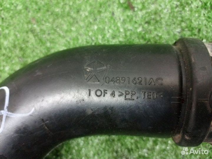 Патрубок воздушного фильтра Dodge Caliber 1.8 EBA