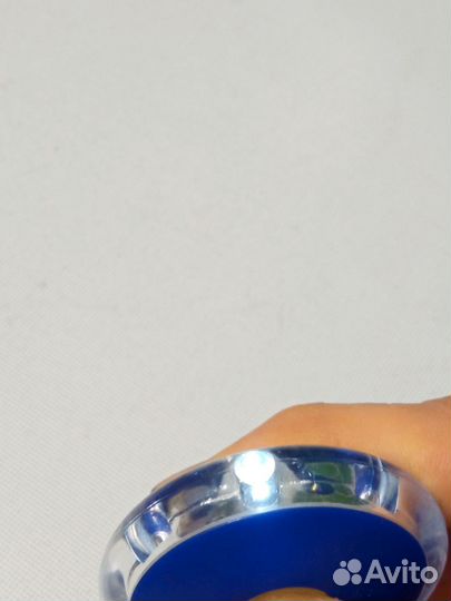 Памятный брелок универцам