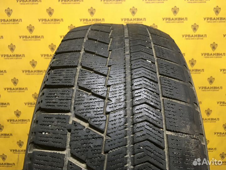 Bridgestone Blizzak VRX 205/60 R15 94S