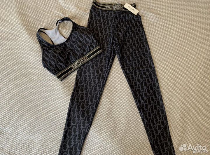 Костюм для фитнеса Dior