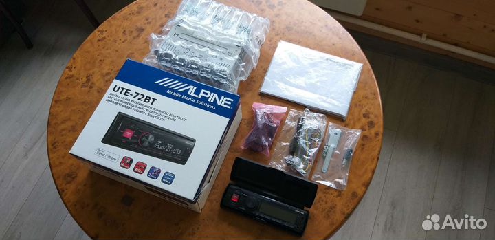 Магнитола alpine