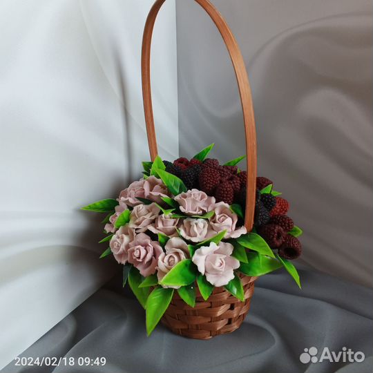 Букет в корзине из мыла ручной работы к 8 марта