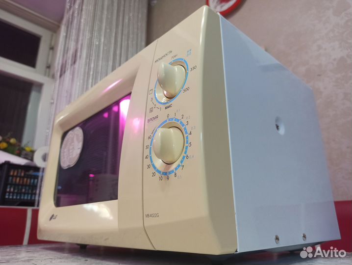 Микроволновая печь с грилем LG MB-4022G/01