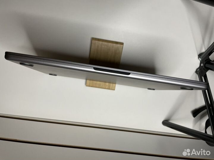 Apple MacBook air 13 2022 M2 256 gb