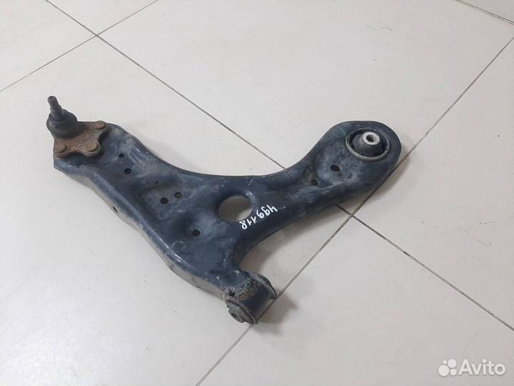 Рычаг передний правый Skoda Rapid 2012-2020